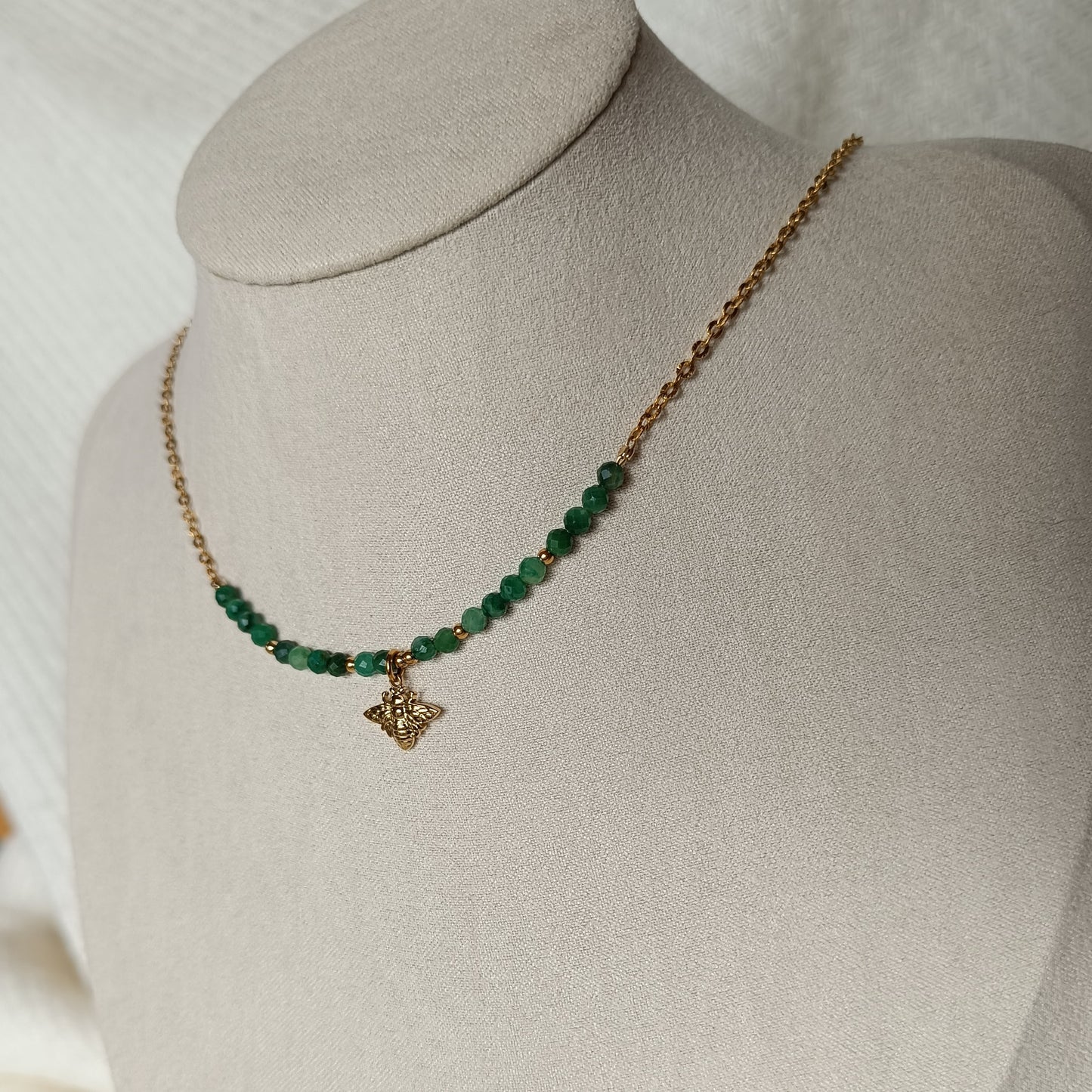 Collier Olivia