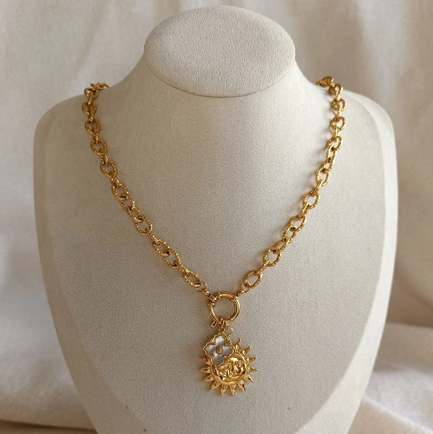 Collier LOVE et DELTA Osez Bijoux