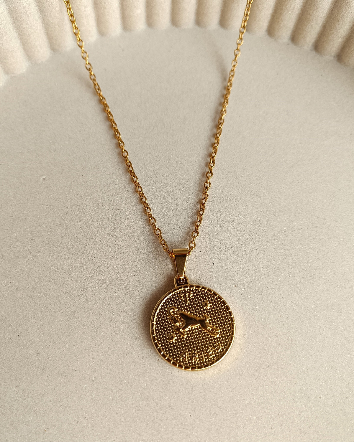 Collier Astro